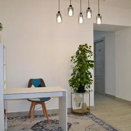 Nives House Gæstehus