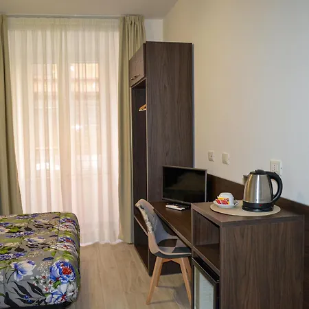 Nives House רומא