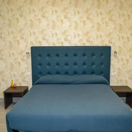 בית הארחה Nives House *